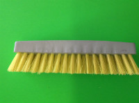 CEPILLO PARA ROPA